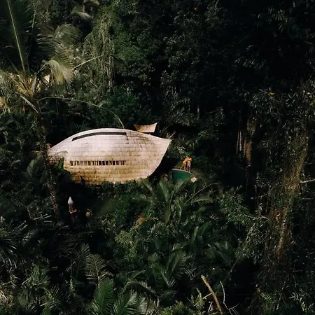 Bamboo House - Ecobreeze Vila