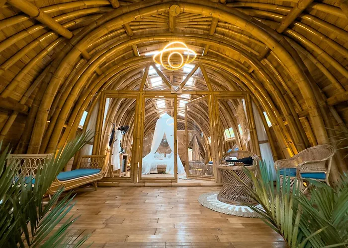 Bamboo House - Ecobreeze *