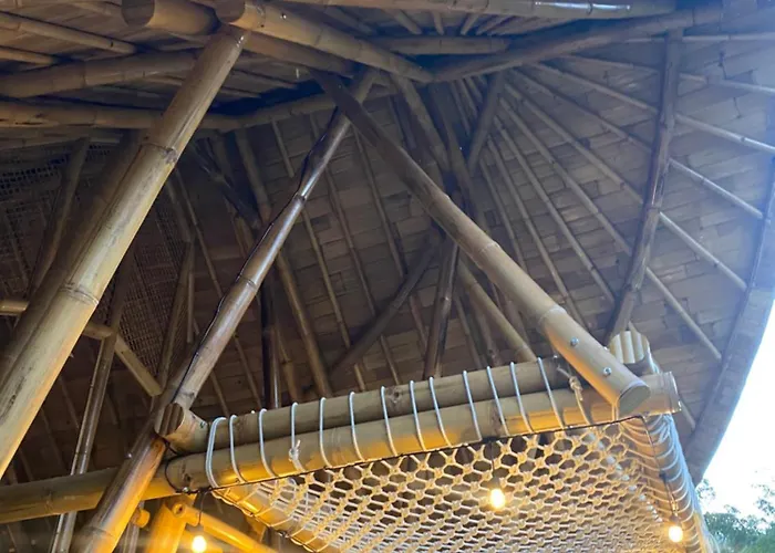 Bamboo House - Ecobreeze Villa *