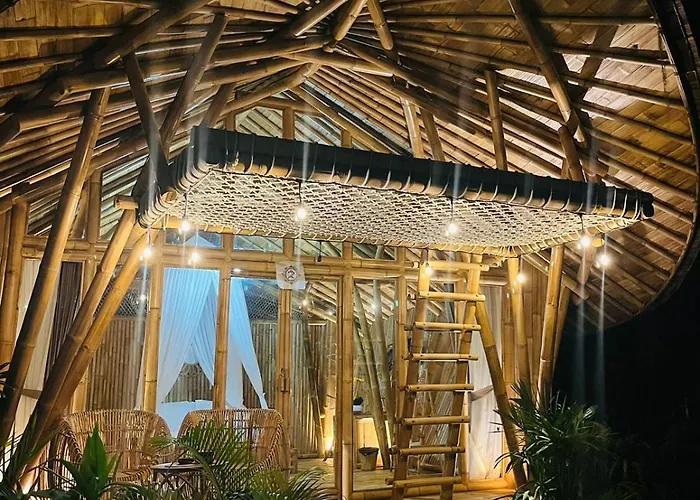 Bamboo House - Ecobreeze *