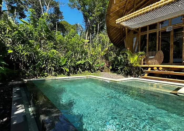Bamboo House - Ecobreeze